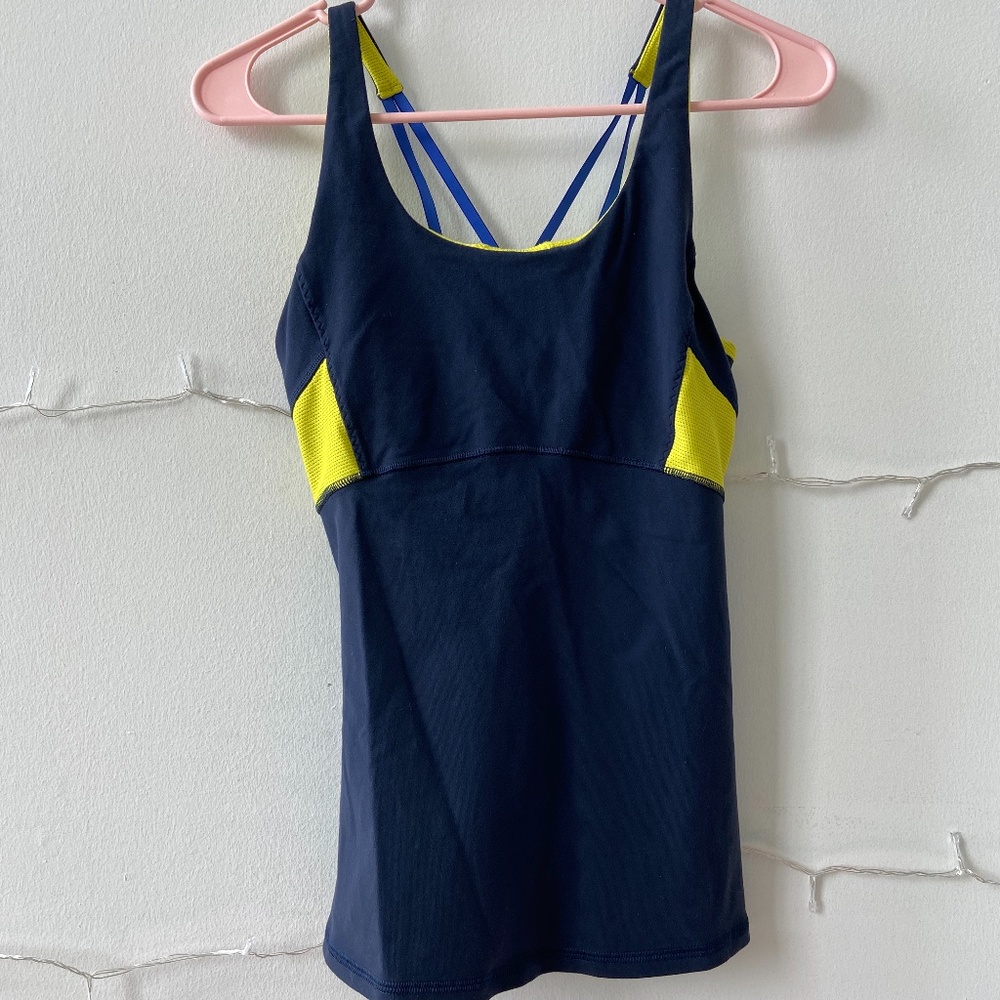 10/$15 ATHLETA Womens XS Built in Bra Start Up Tank blue and yellow color etc